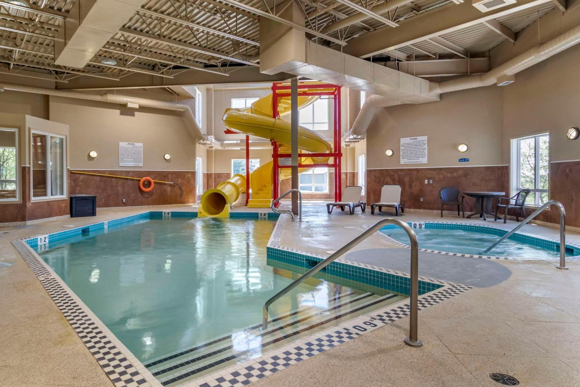 Quality Inn & Suites Rimbey Dış mekan fotoğraf